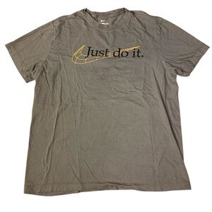 Nike "Just Do It" Graphic Tee - Grey & Yellow Swoosh - Men's Size Medium